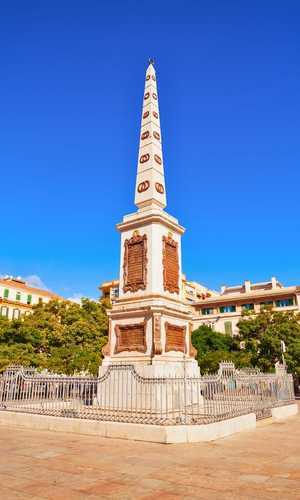 Bájate en las atracciones, museos y monumentos de Málaga con un tour en autobús con paradas libres – Paradas prácticas y visita panorámica en 2026