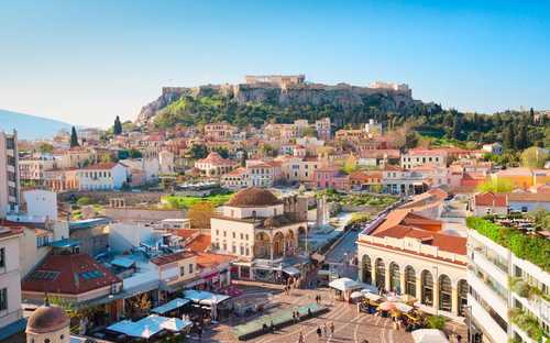 Tour in autobus turistico di Atene Autobus panoramico davanti all'Acropoli ad Atene